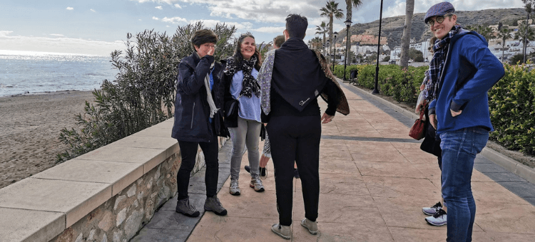 Unsere Gruppe auf der Strandpromenade von Mojacar