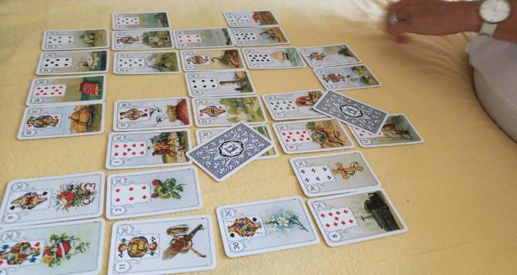 Die Große Tafel mit rausgezählten Karten